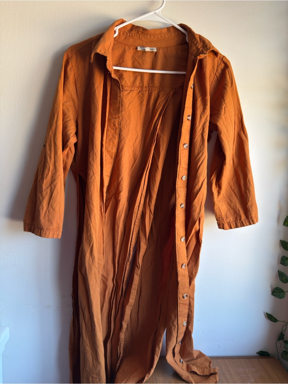 Mileage Rust Orange Collared Button Up Long Shirt 100% Cotton Split Back Size L